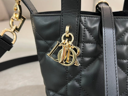 Dior Toujours Vertical Bag Black