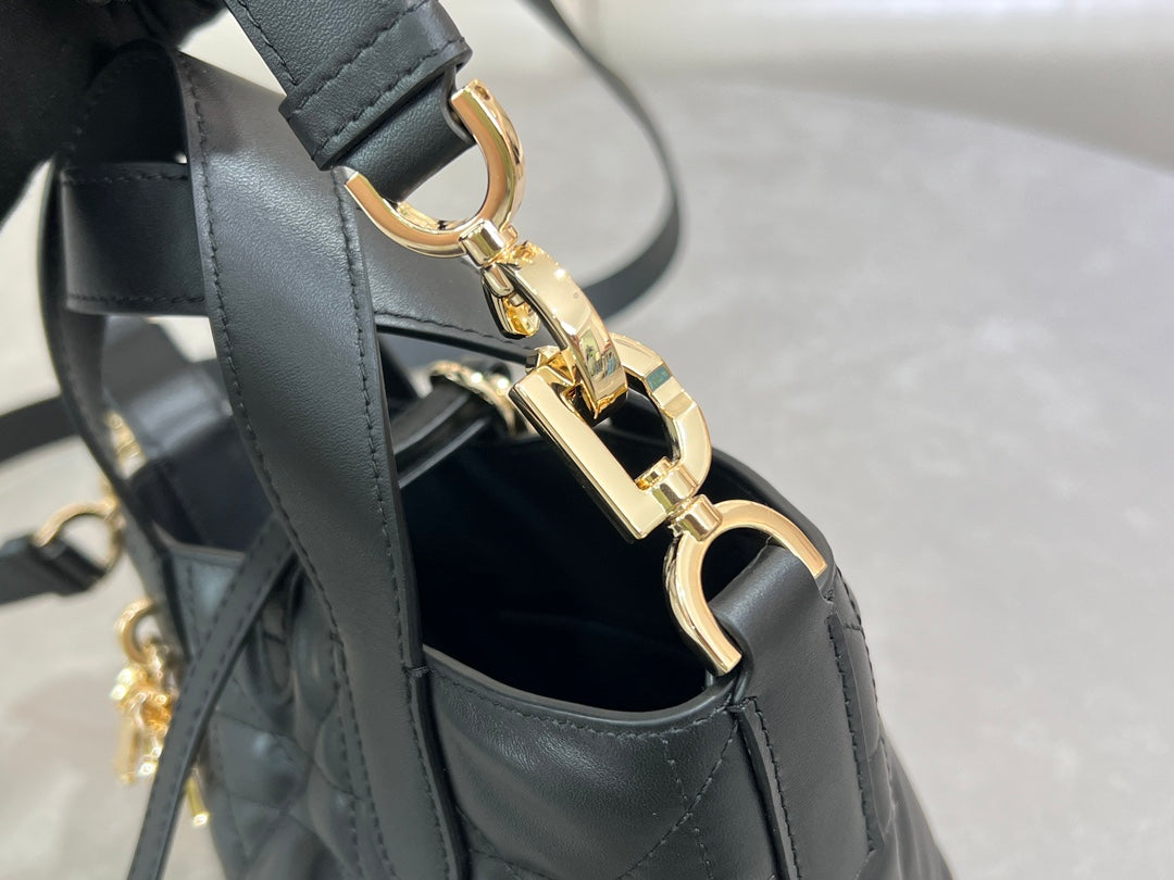 Dior Toujours Vertical Bag Black