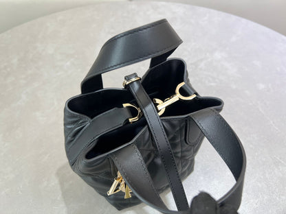 Dior Toujours Vertical Bag Black