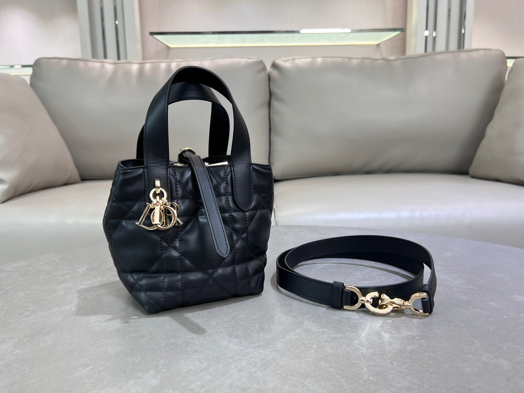 Dior Toujours Vertical Bag Black