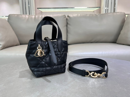 Dior Toujours Vertical Bag Black