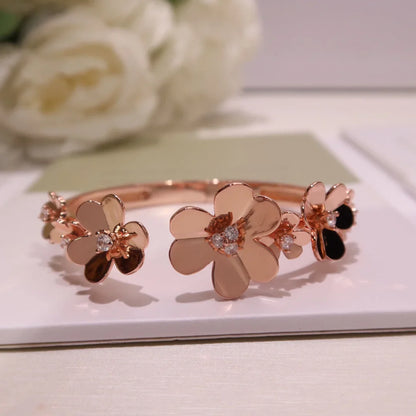 Van Cleef & Arpels Frivole 7 Flowers Bracelet