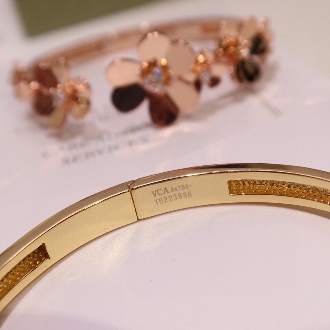Van Cleef & Arpels Frivole 7 Flowers Bracelet