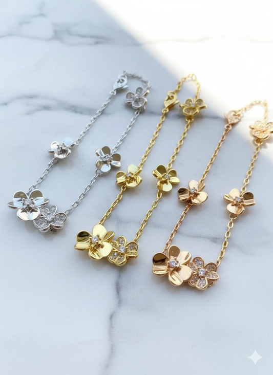 Van Cleef & Arpels Frivole 5 Flowers Bracelet