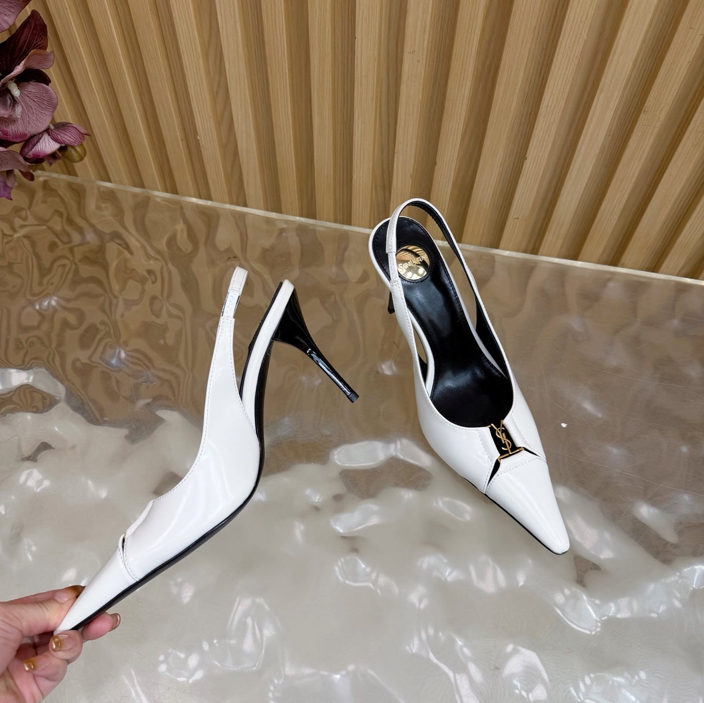 YSL SAINT LAURENT Babylone Leather Slingback Pumps