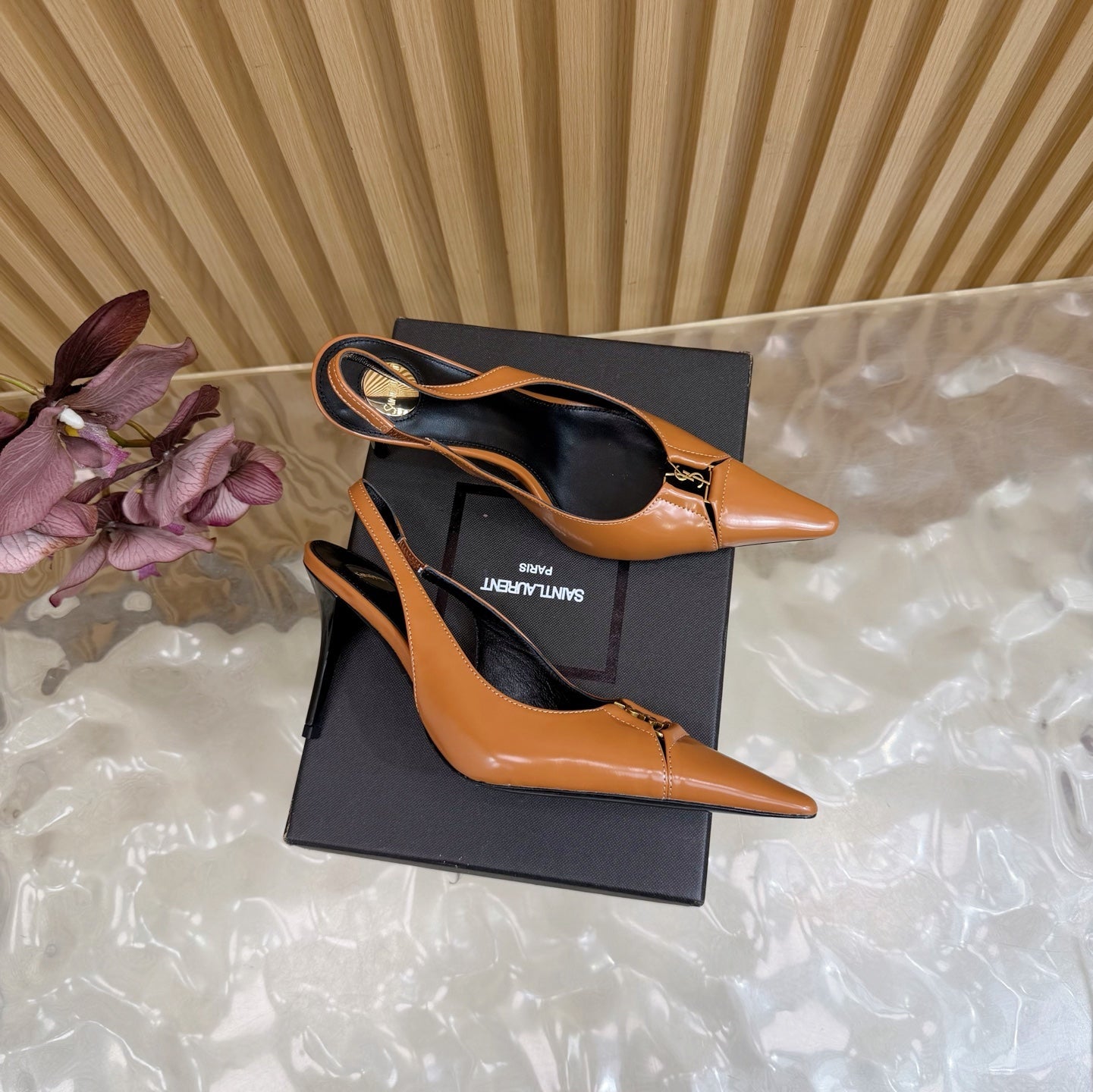 YSL SAINT LAURENT Babylone Leather Slingback Pumps