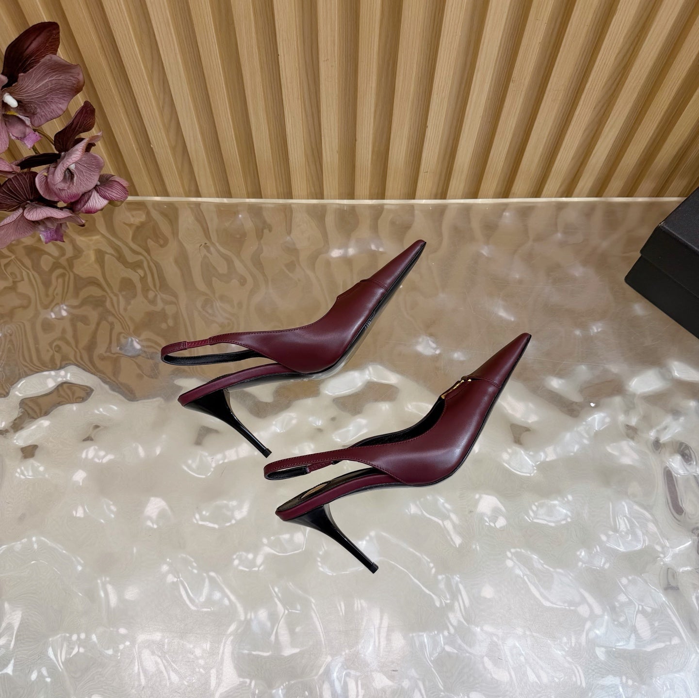 YSL SAINT LAURENT Babylone Leather Slingback Pumps