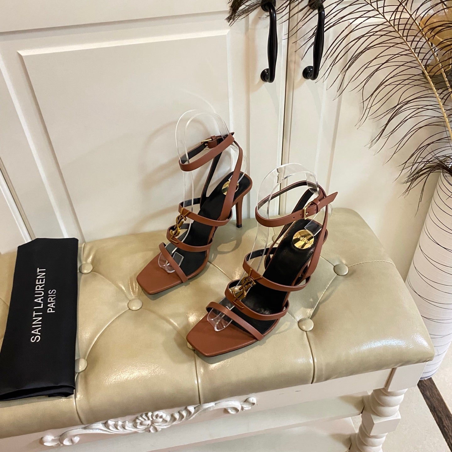 YSL SAINT LAURENT Cassandra Wedges in Smooth Leather