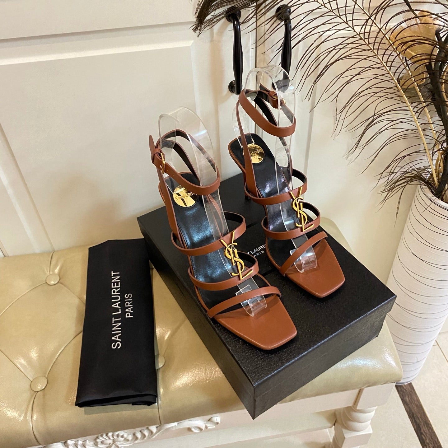 YSL SAINT LAURENT Cassandra Wedges in Smooth Leather