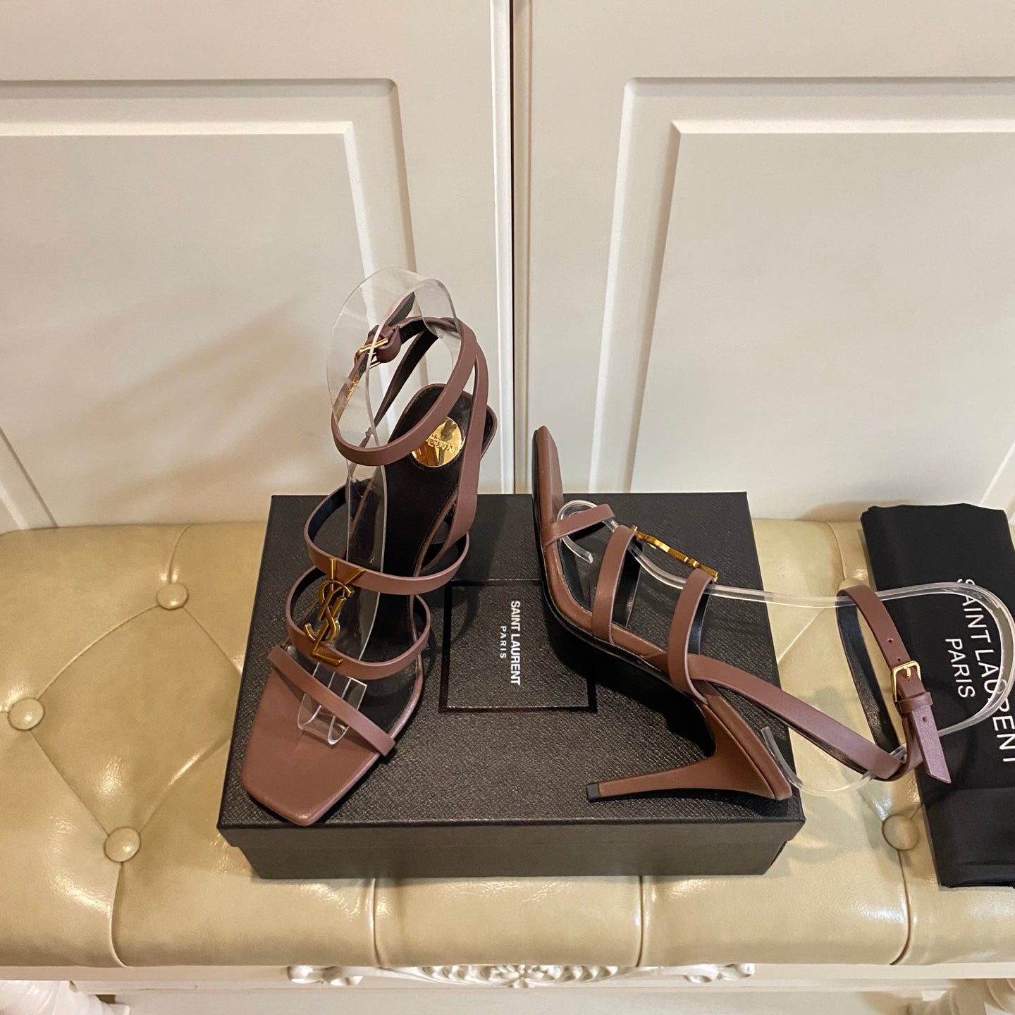 YSL SAINT LAURENT Cassandra Wedges in Smooth Leather