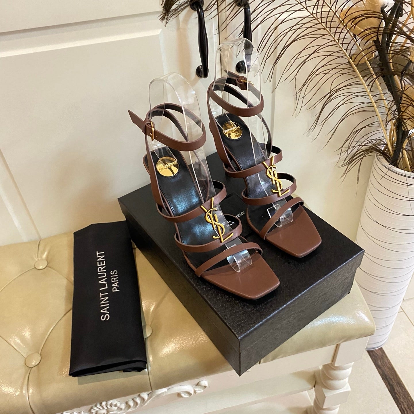 YSL SAINT LAURENT Cassandra Wedges in Smooth Leather