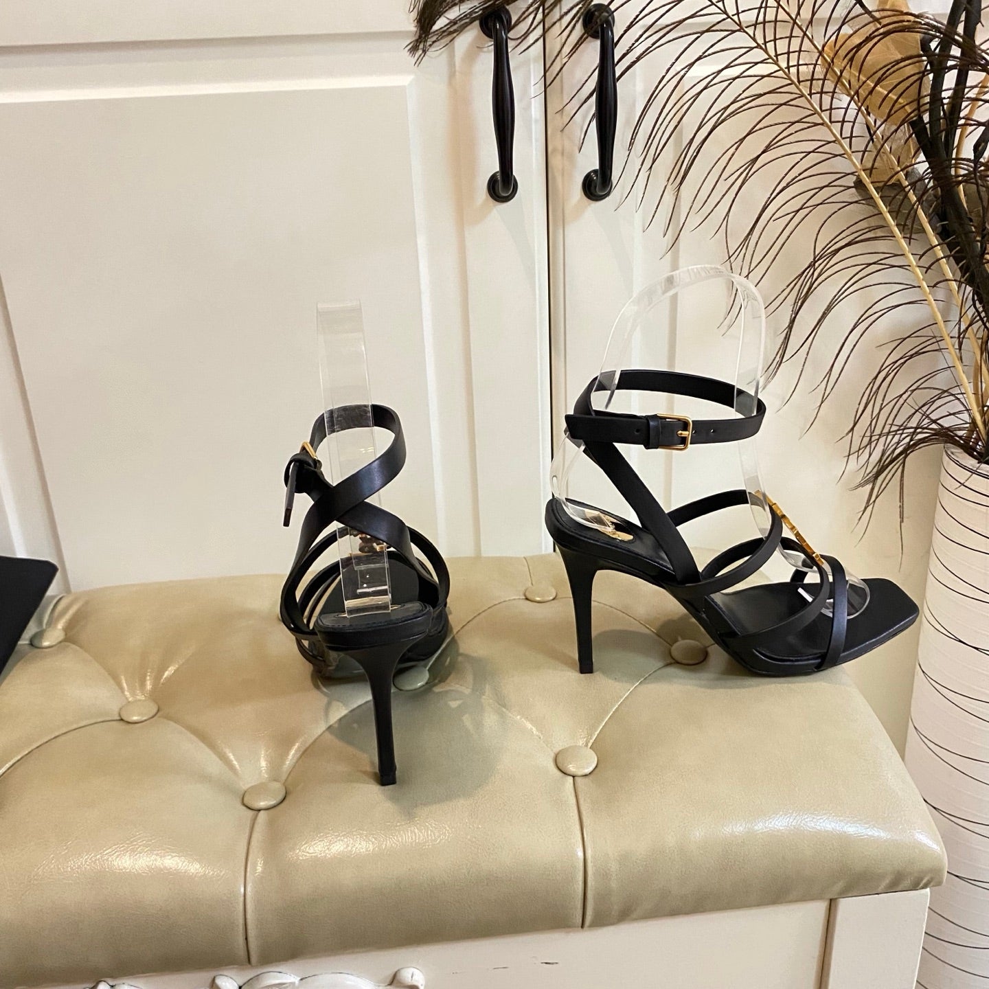 YSL SAINT LAURENT Cassandra Wedges in Smooth Leather