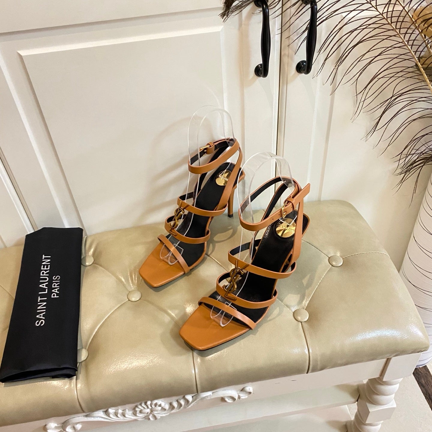 YSL SAINT LAURENT Cassandra Wedges in Smooth Leather