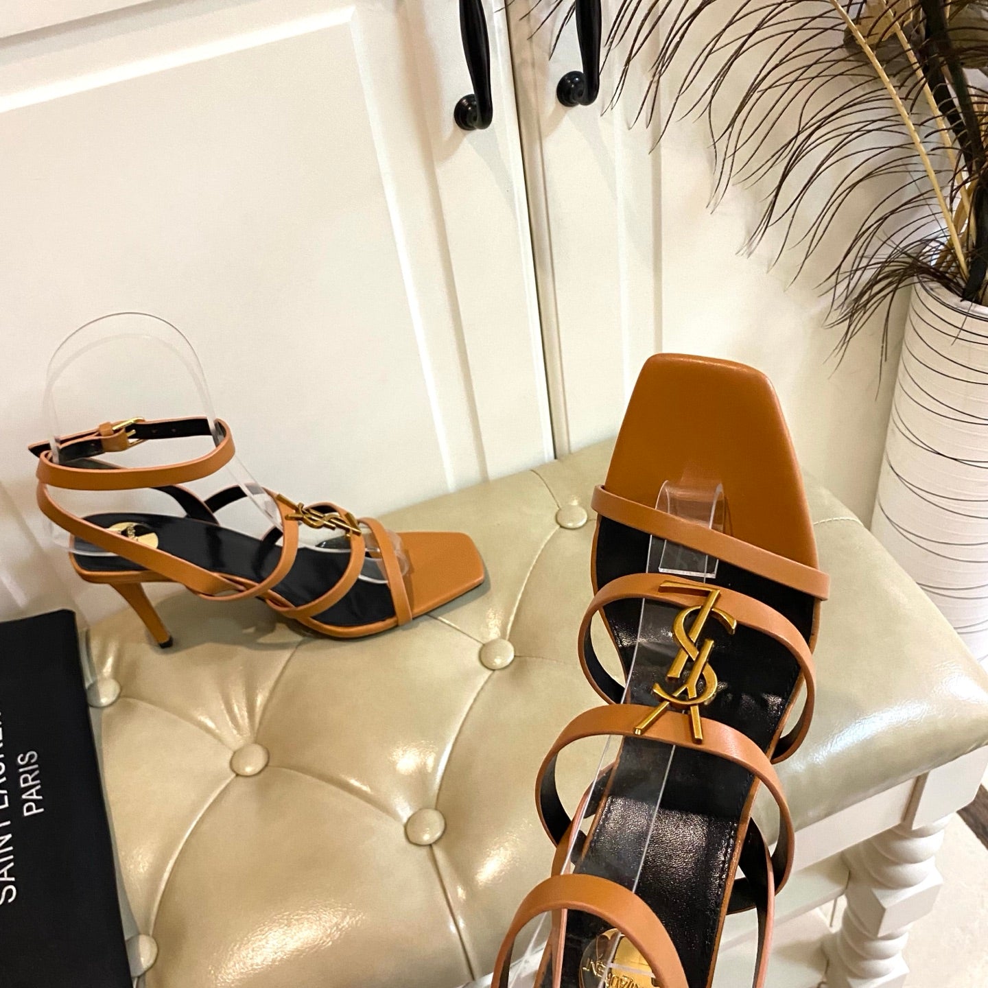 YSL SAINT LAURENT Cassandra Wedges in Smooth Leather