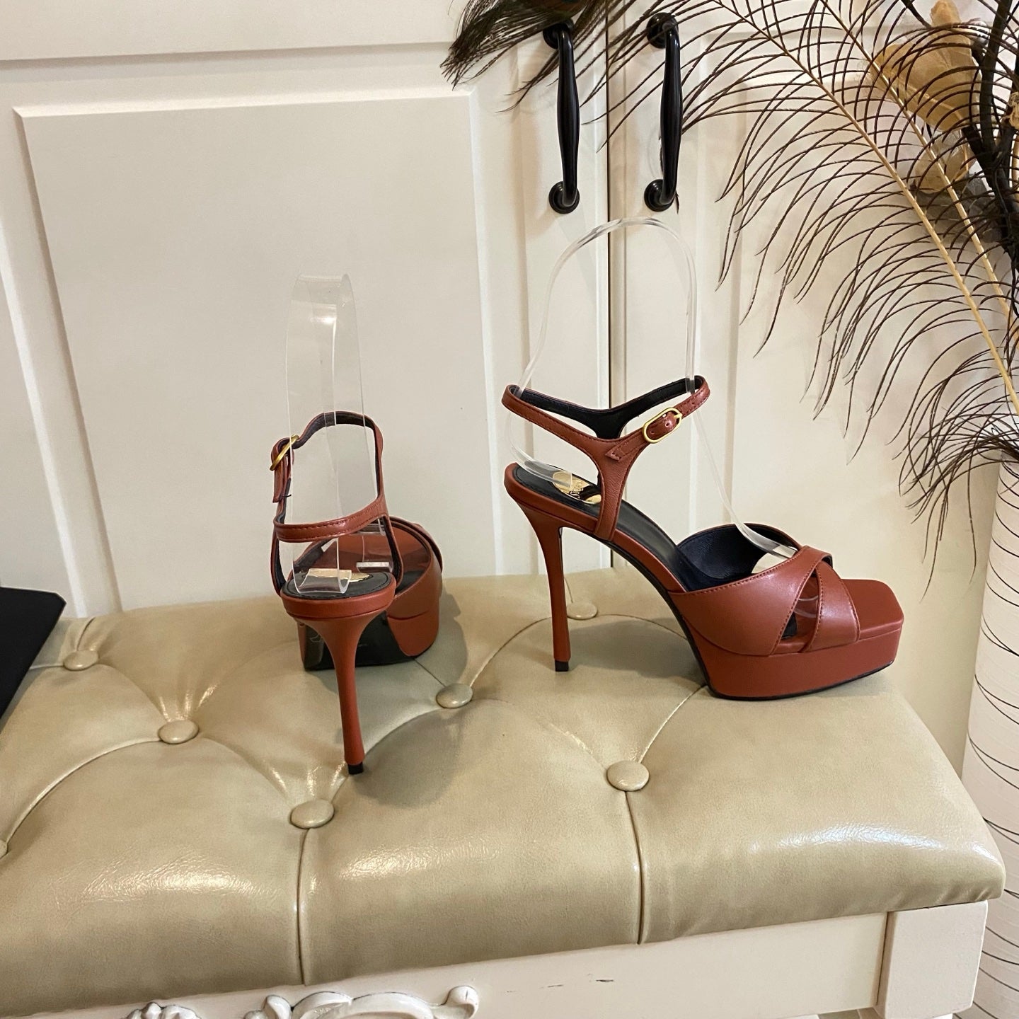 YSL SAINT LAURENT Debbie Platform Sandals