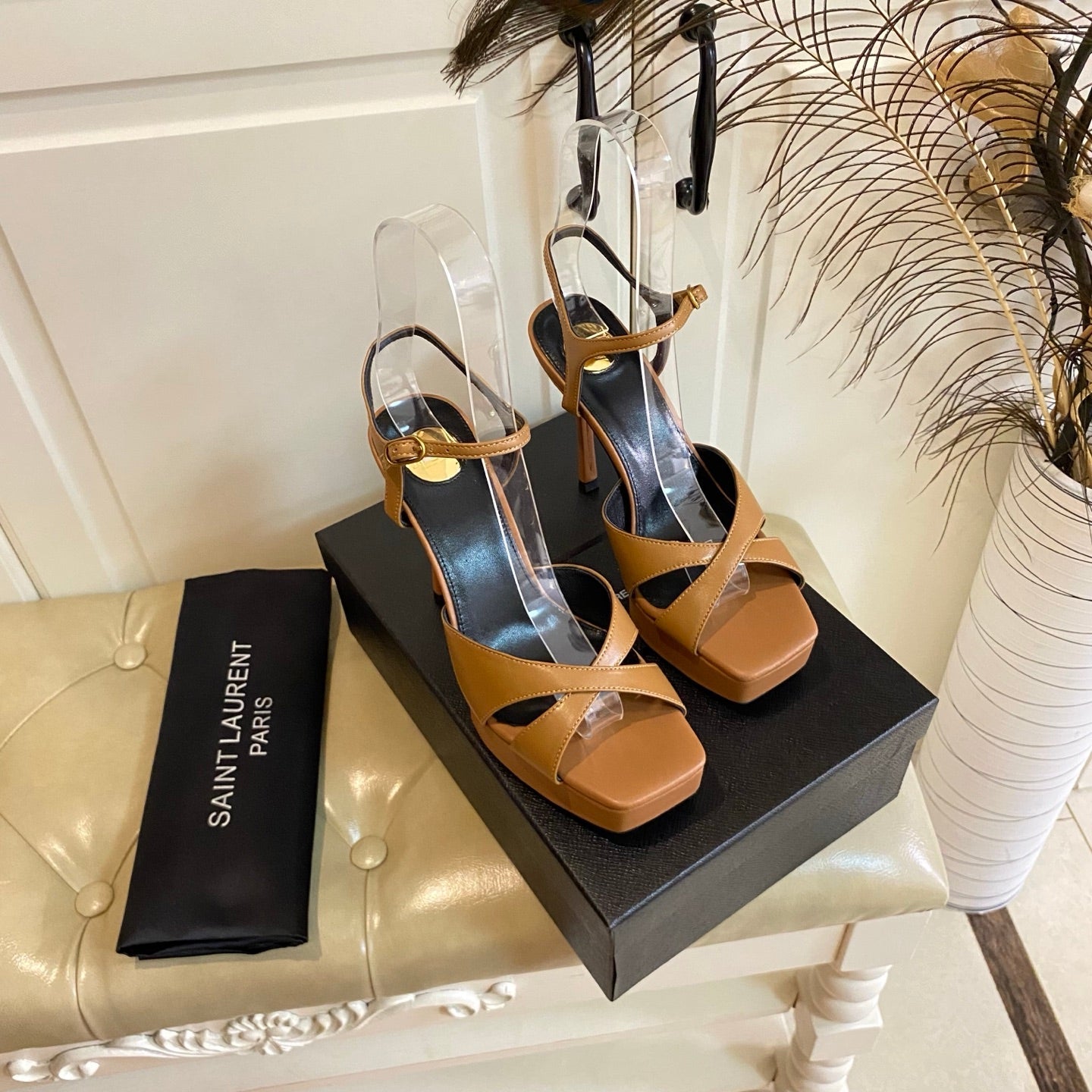 YSL SAINT LAURENT Debbie Platform Sandals