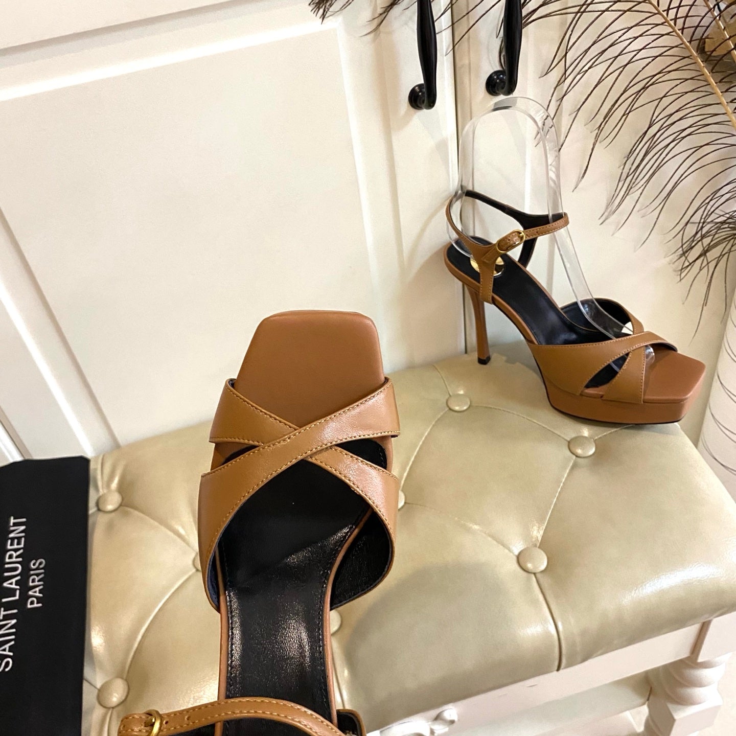 YSL SAINT LAURENT Debbie Platform Sandals