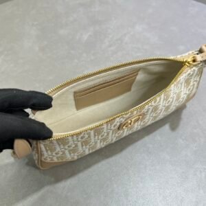 30 Montaigne Oblique Fabric