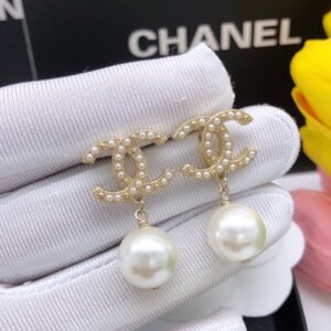 Chanel’s Small Fragrant Popcorn Pearl Earrings