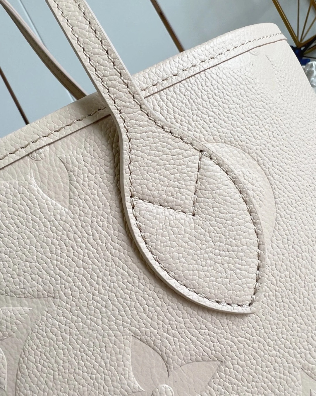 Louis Vuitton Neverfull MM Tote Bag