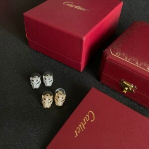 Panthère de Cartier stud earrings