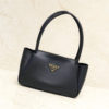 Prada Darling Leather Shoulder bag - Black