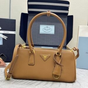 Prada Galleria leather bag – Caramel