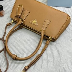 Prada Galleria leather bag – Caramel