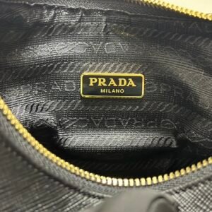 Prada Re-Edition 2005 Re-Nylon bag – Black/Gold