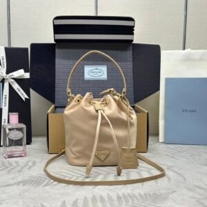 Prada Re-Edition 1978 Re-Nylon – Camel Brown