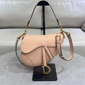 Rouge Rose Pink Classic Saddle