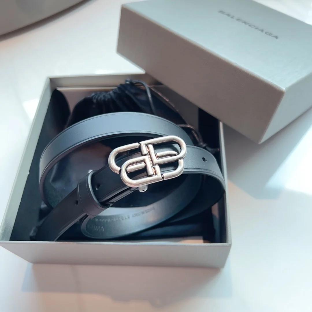 Balenciaga-BB-Round-Belt-Black-5