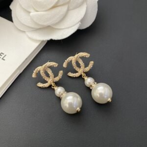 Chanel Gourd Twist Rope Pearl Earrings