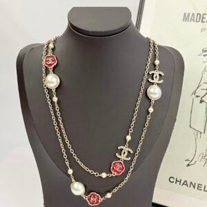 Chanel Vintage Red Flower Pearl Necklace