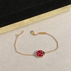 VCA Lucky Spring Bracelet, Closed Wings Ladybug