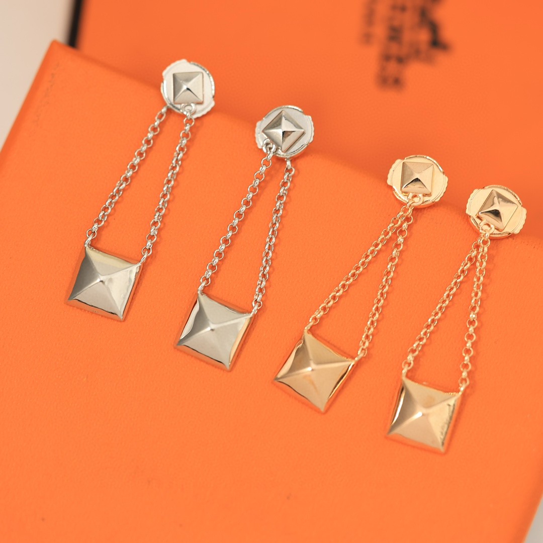 Hermès Clou d'H dangle Earrings