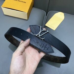 LV Initiales Reversible Belt – Épi Leather & Monogram Canvas