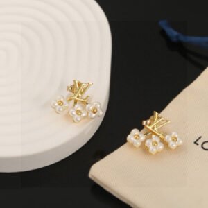 Louis Vuitton Flower Stud Earrings