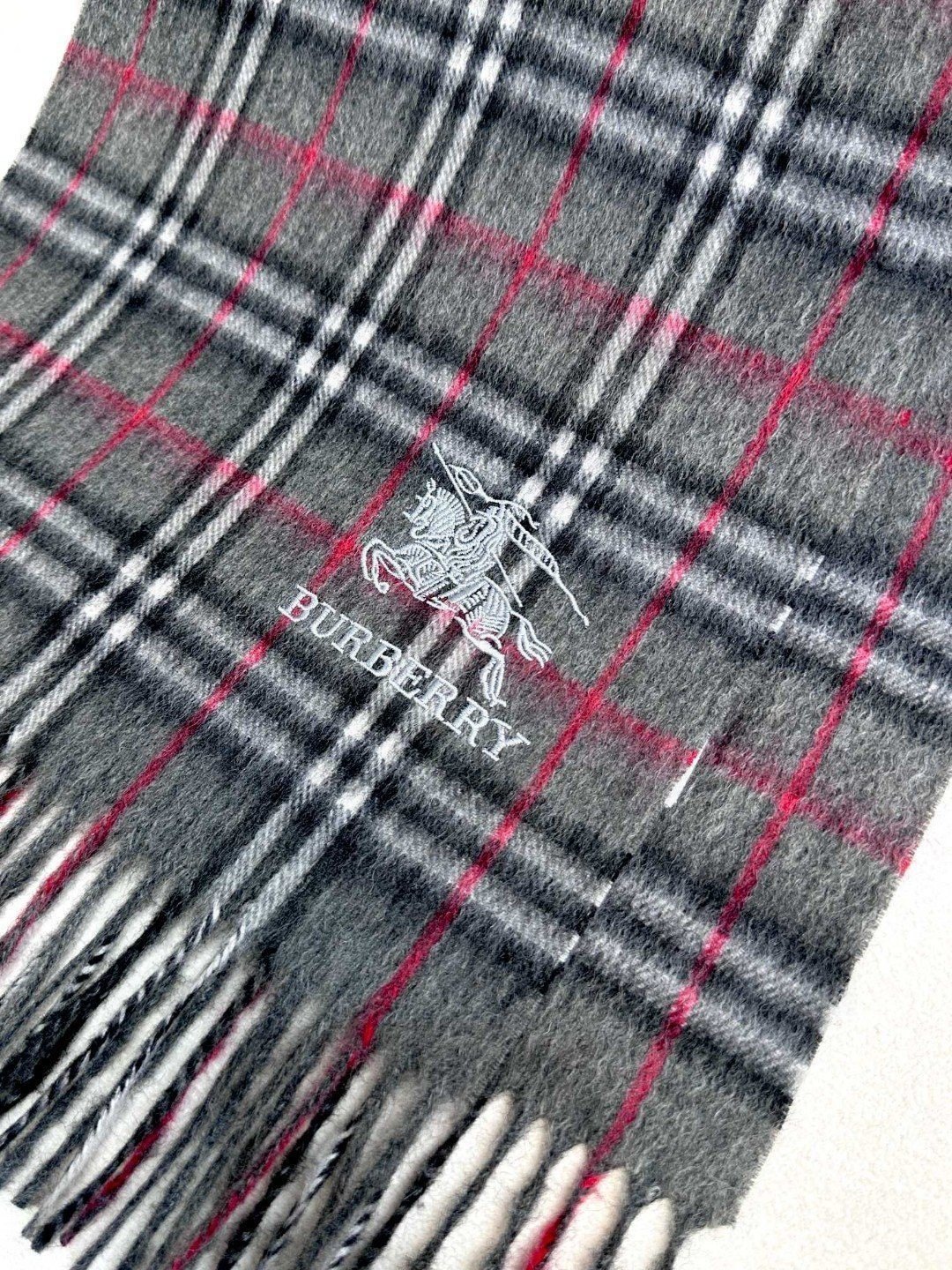 Plaid Grey 4