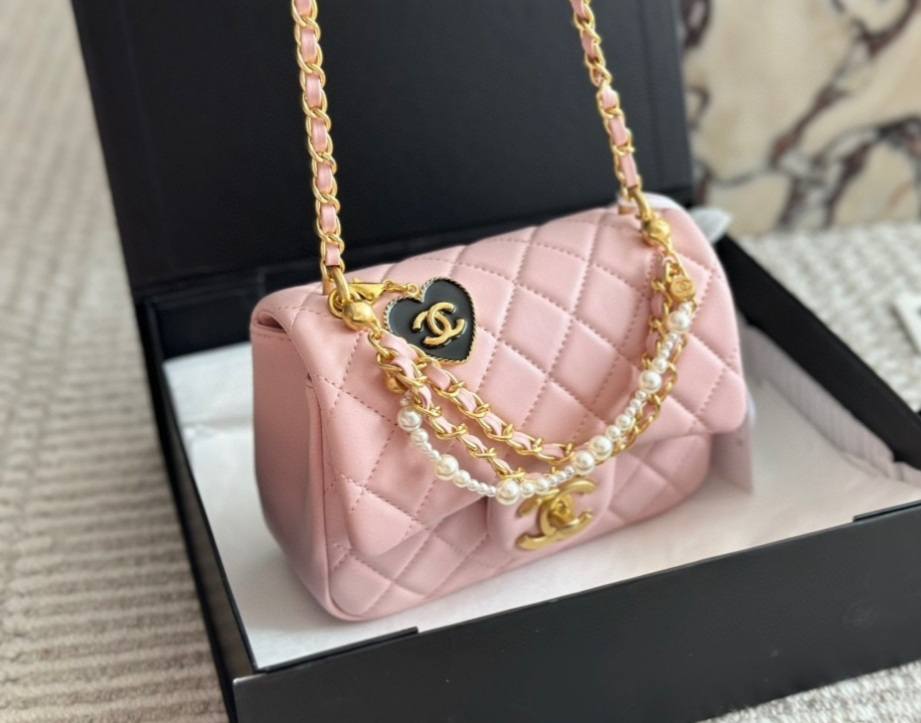CHANEL 24P Mini Flap Bag