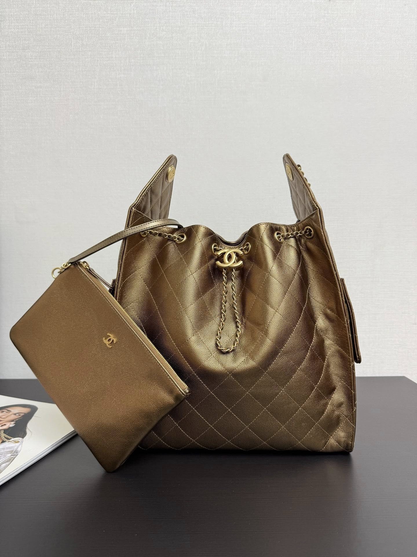 Chanel 25 Hobo Handbag - Bronze Caviar Leather