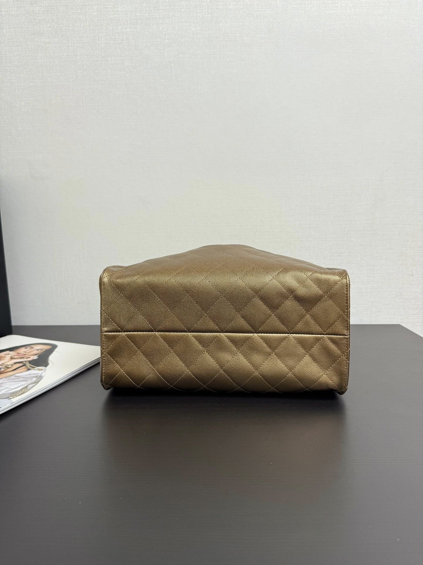 Chanel 25 Hobo Handbag - Bronze Caviar Leather