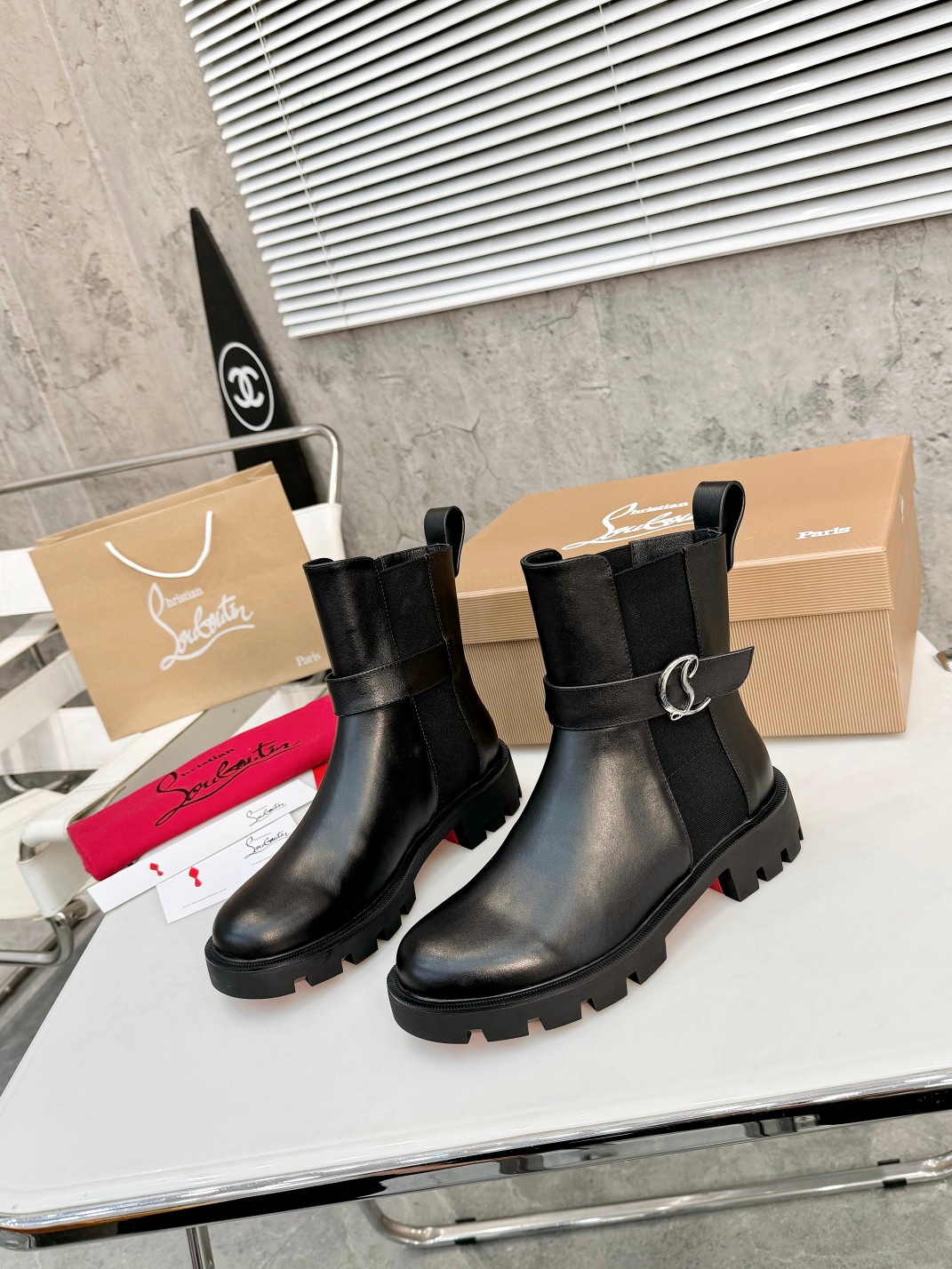 Christian Louboutin Chelsea Booty Lug Boots 9