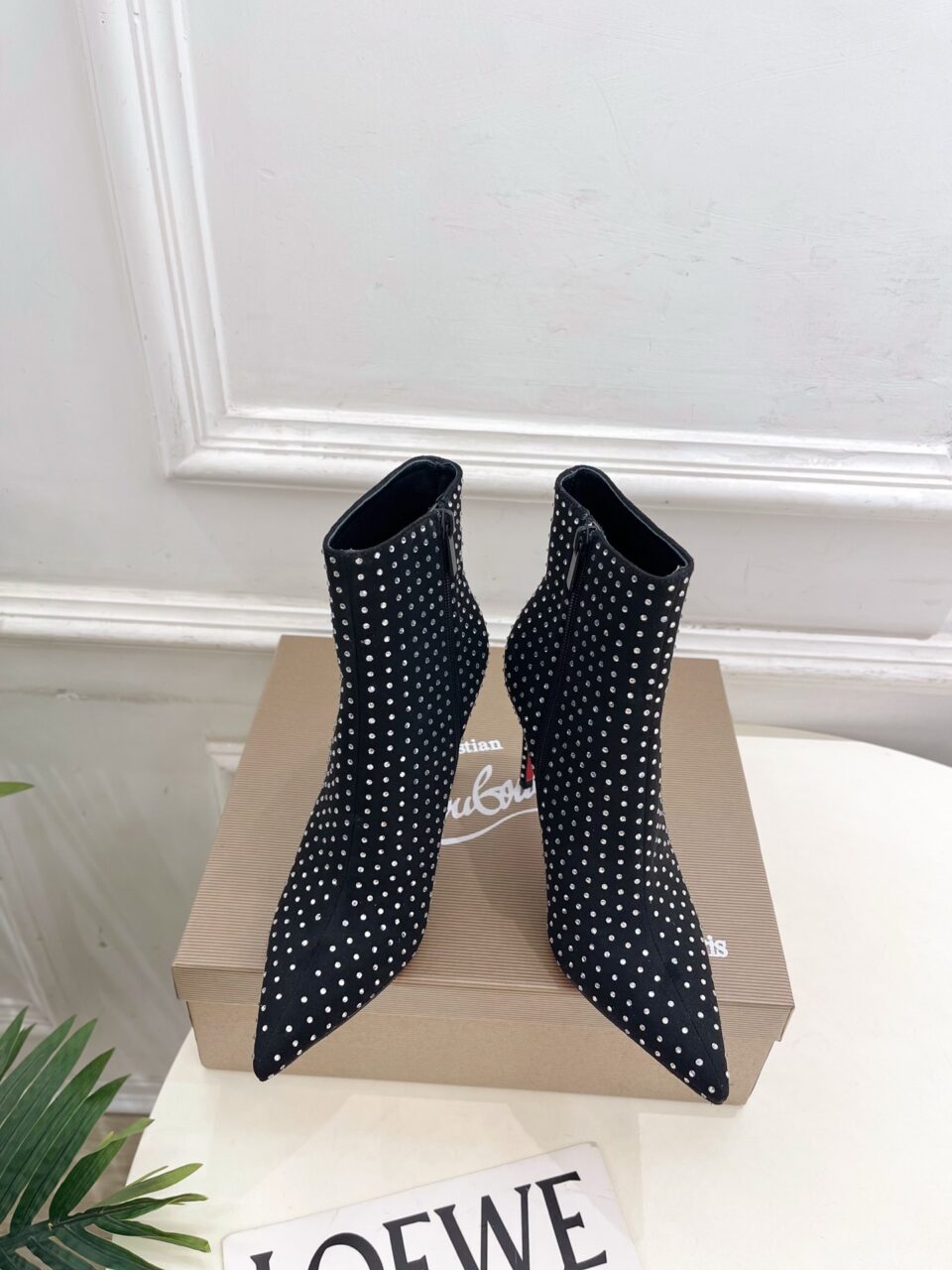 Christian Louboutin So Kate Plume Booty