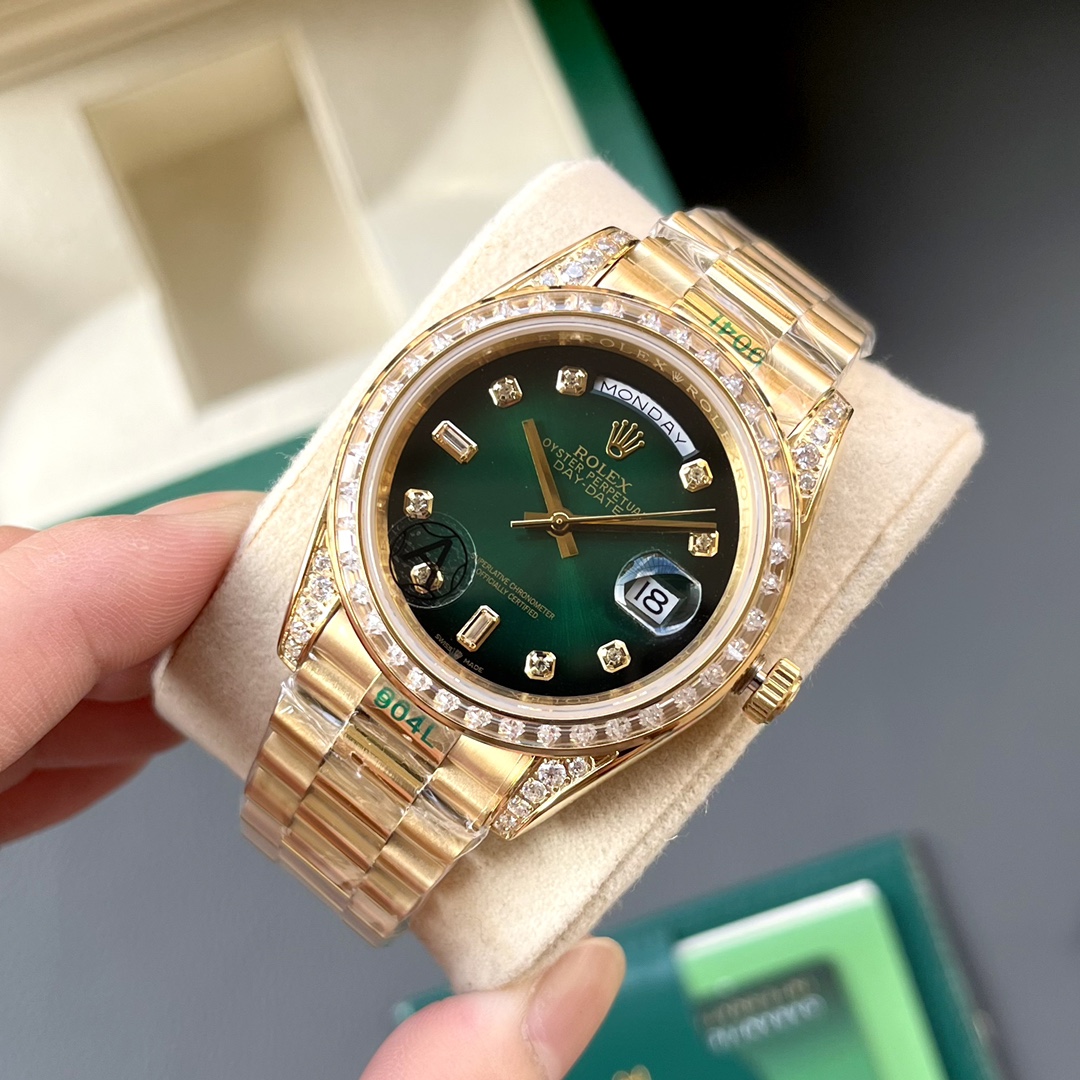 Rolex Day-Date 40 Oyster Perpetual – Green Dial Diamond-Set Watch