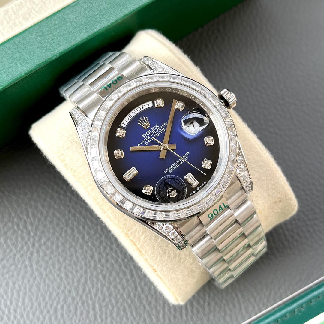 Rolex Day-Date 40 Oyster Perpetual – Blue Ombre Dial Diamond-Set Watch