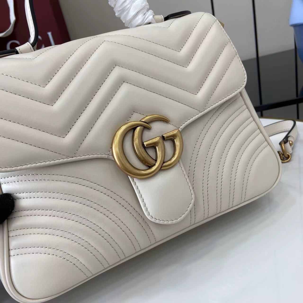 Gucci GG Marmont Medium Top Handle Bag 15