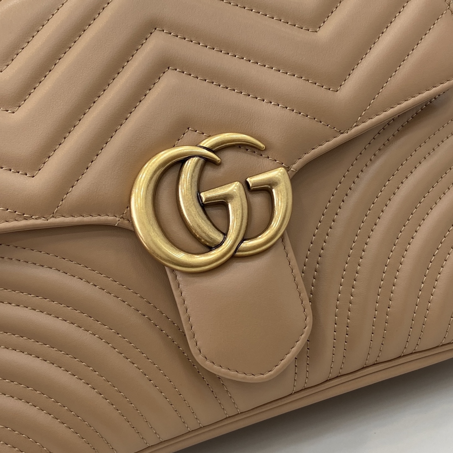 Gucci GG Marmont Medium Top Handle Bag 5
