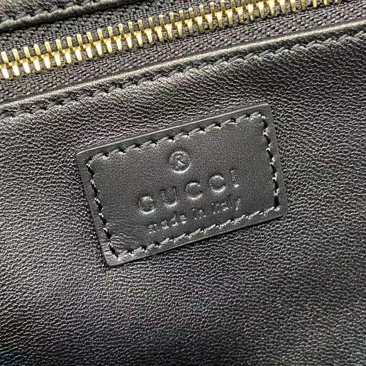 Gucci Siena Small Shoulder Bag 34