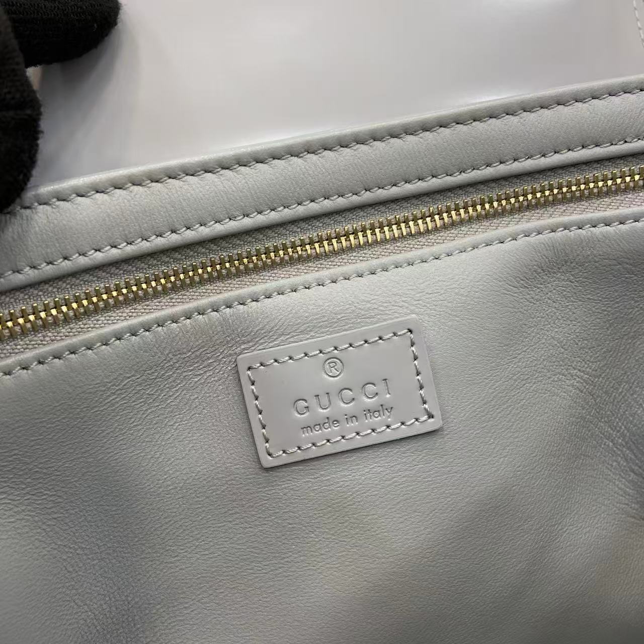 Gucci Siena Small Shoulder Bag 9